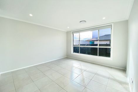 Property photo of 15 Cabbage Gum Avenue Denham Court NSW 2565