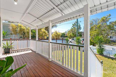 16 Weaber St, Clontarf, QLD 4019