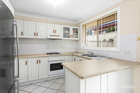 Property photo of 2/13 Eucumbene Avenue Flinders NSW 2529