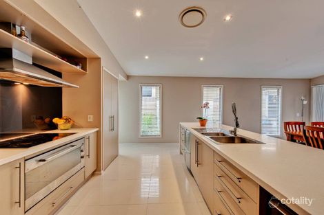 Property photo of 72 Admiral Crescent Springfield Lakes QLD 4300