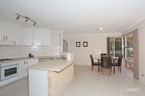 Property photo of 2 Selloa Court Halls Head WA 6210
