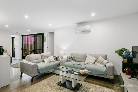 Property photo of 202/46 Latimer Street Holland Park QLD 4121