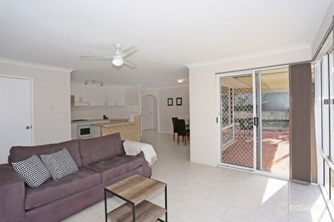Property photo of 2 Selloa Court Halls Head WA 6210