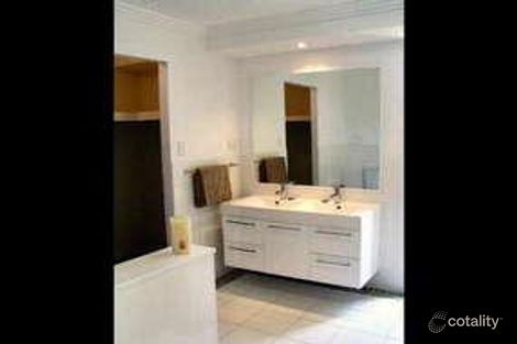 Property photo of 4 Tipperary Drive Ashtonfield NSW 2323