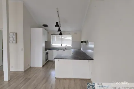 Property photo of 2/77 Langhorne Street Dandenong VIC 3175