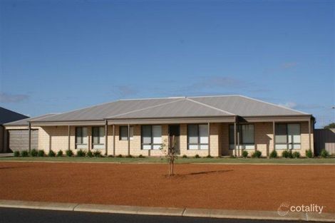 Property photo of 48 Honeysuckle Boulevard Woorree WA 6530