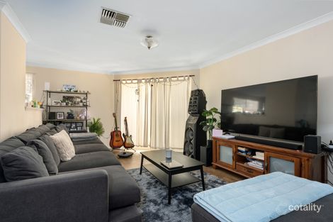 Property photo of 2/12 Carlyle Court Boulder WA 6432