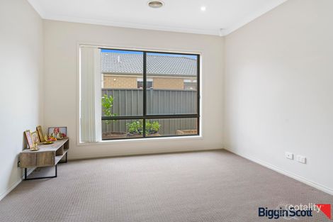 Property photo of 7 Mapleton Way Tarneit VIC 3029