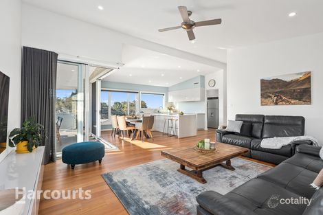 Property photo of 37 Flinders Avenue Kiama Downs NSW 2533