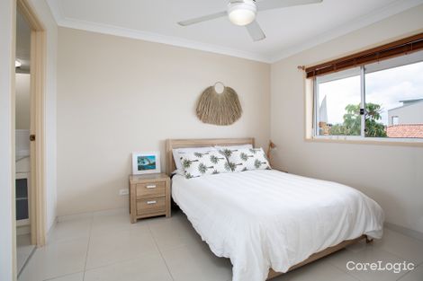 Property photo of 19/15-19 Surf Street Mermaid Beach QLD 4218