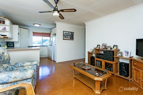 Property photo of 10 Dianthus Place Flinders View QLD 4305