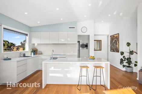 Property photo of 37 Flinders Avenue Kiama Downs NSW 2533