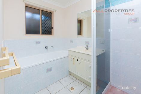 Property photo of 181 Rubicon Crescent Kuraby QLD 4112