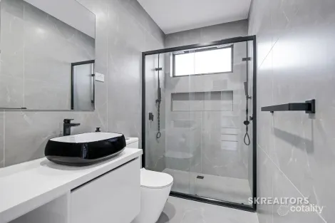 Property photo of 74 Gossia Avenue Craigieburn VIC 3064