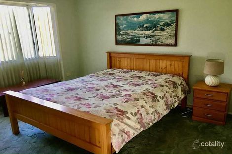 Property photo of 125/81 Kalaroo Road Redhead NSW 2290