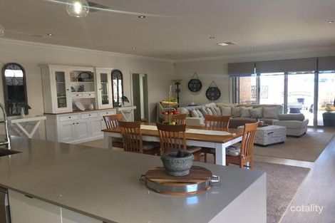 Property photo of 20 Buttercup Drive Greenvale VIC 3059