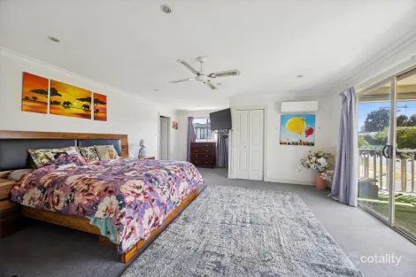 Property photo of 11 McMahons Road Ferntree Gully VIC 3156