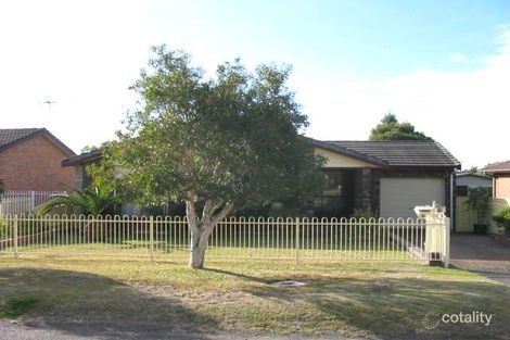 10 Malana Ave, Bateau Bay, NSW 2261