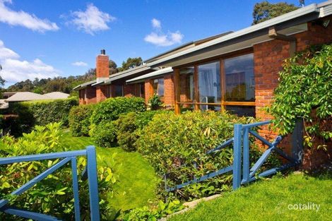 8 Seabreeze Ct, Kingston Beach, TAS 7050