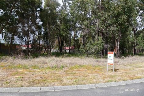 Property photo of 2 Howie Place Collie WA 6225