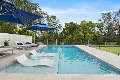 8 Waterside Esp, Helensvale, QLD 4212