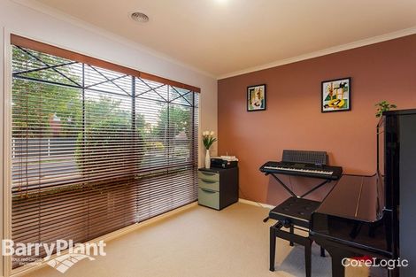 Property photo of 12 Dunkirk Drive Point Cook VIC 3030