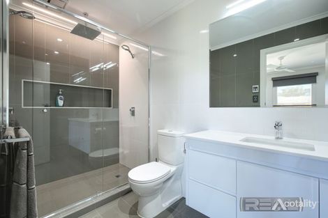 Property photo of 11 Mallett Avenue Brahma Lodge SA 5109