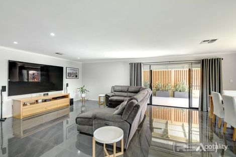 Property photo of 11 Mallett Avenue Brahma Lodge SA 5109