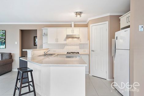 Property photo of 2 Stafford Court Craigmore SA 5114