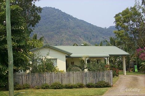 7 Jadana Cl, Mooroobool, QLD 4870