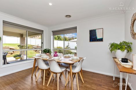 Property photo of 26 Marylands Way Bourkelands NSW 2650