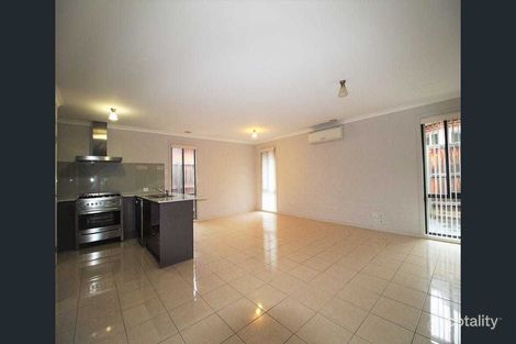 Property photo of 11 Songbird Crescent South Morang VIC 3752