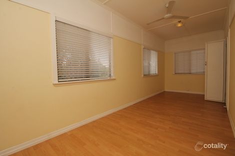 Property photo of 14 King Street Dinmore QLD 4303