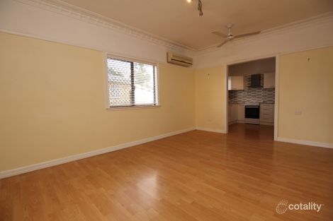 Property photo of 14 King Street Dinmore QLD 4303