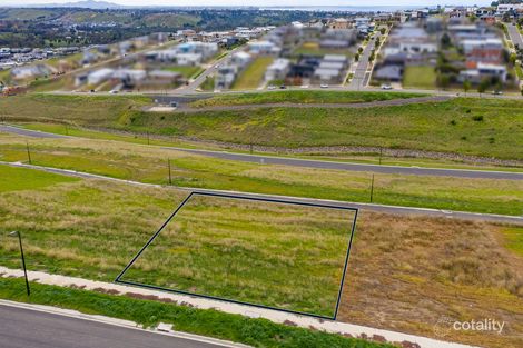 Property photo of 24 Mosman Way Highton VIC 3216