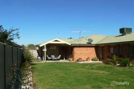 Property photo of 48 Privett Place Lavington NSW 2641