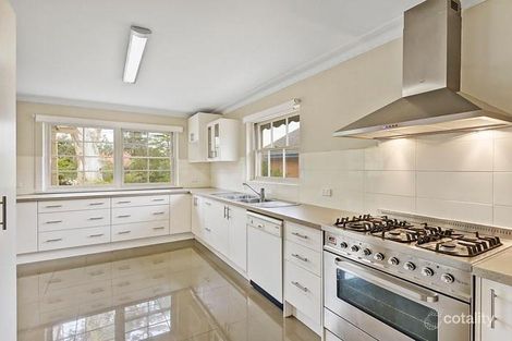 Property photo of 1 Charmian Close Ivanhoe VIC 3079