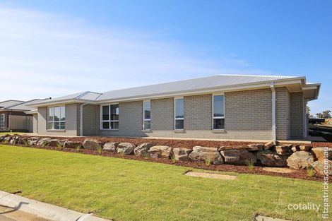 Property photo of 1/33 Sturrock Drive Boorooma NSW 2650