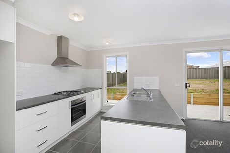 Property photo of 34 Imperial Drive Colac VIC 3250