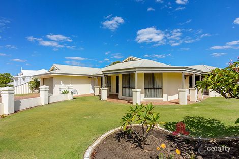 Property photo of 2 Gleneagles Way Pelican Point WA 6230