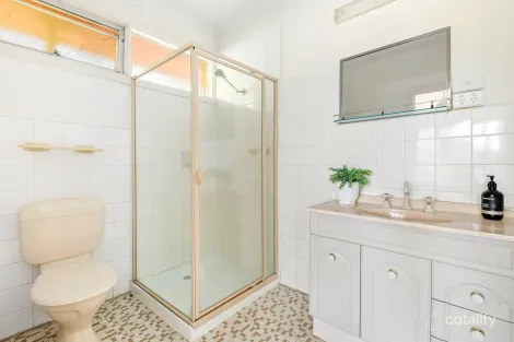 Property photo of 5 Islay Court Mount Waverley VIC 3149