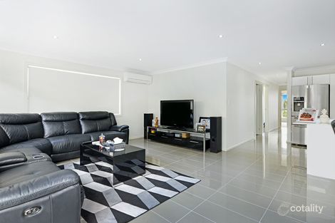 Property photo of 15 Cascade Circuit Albion Park NSW 2527