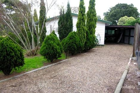 Property photo of 31 McMillan Street Stratford VIC 3862