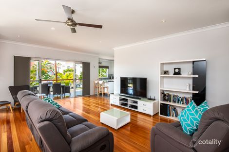 Property photo of 4 Ocean View Crescent Emerald Beach NSW 2456