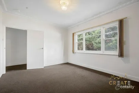 Property photo of 21 Anderson Road Sunshine VIC 3020