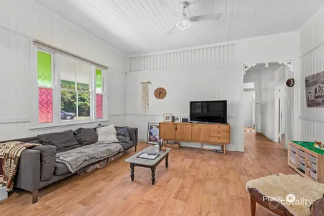 Property photo of 28 Dansie Street Greenslopes QLD 4120