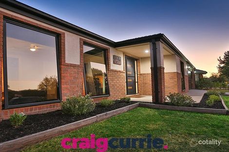 Property photo of 8 Mikasa Place Pakenham VIC 3810