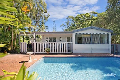 73 Ridgeway Ave, Southport, QLD 4215