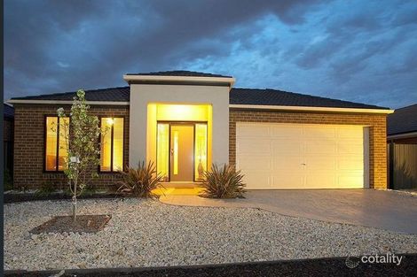 8 Bergamot Dr, Point Cook, VIC 3030