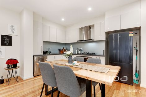 Property photo of 33 Strident Road Craigieburn VIC 3064